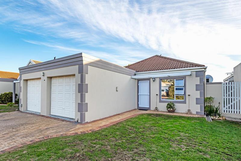 3 Bedroom Property for Sale in Sonstraal Heights Western Cape